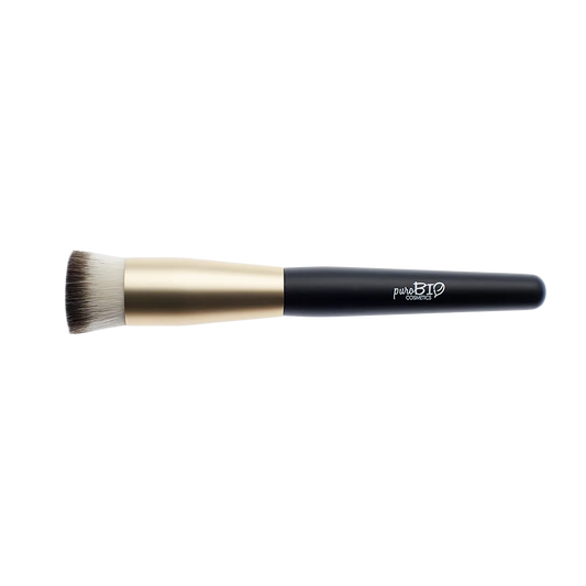 Pincel Kabuki de topo plano, ideal para a aplicação de produtos líquidos e em pó, compactos ou soltos