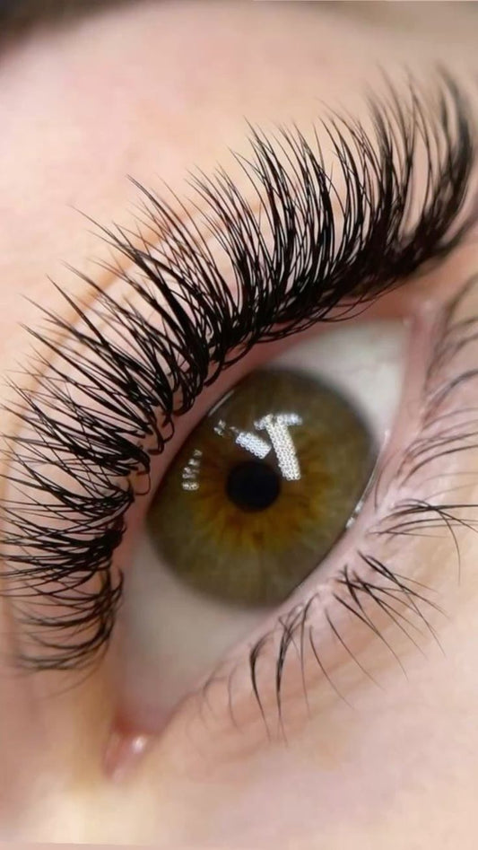 Formação em Extensão de Pestanas – Fios Tecnológicos